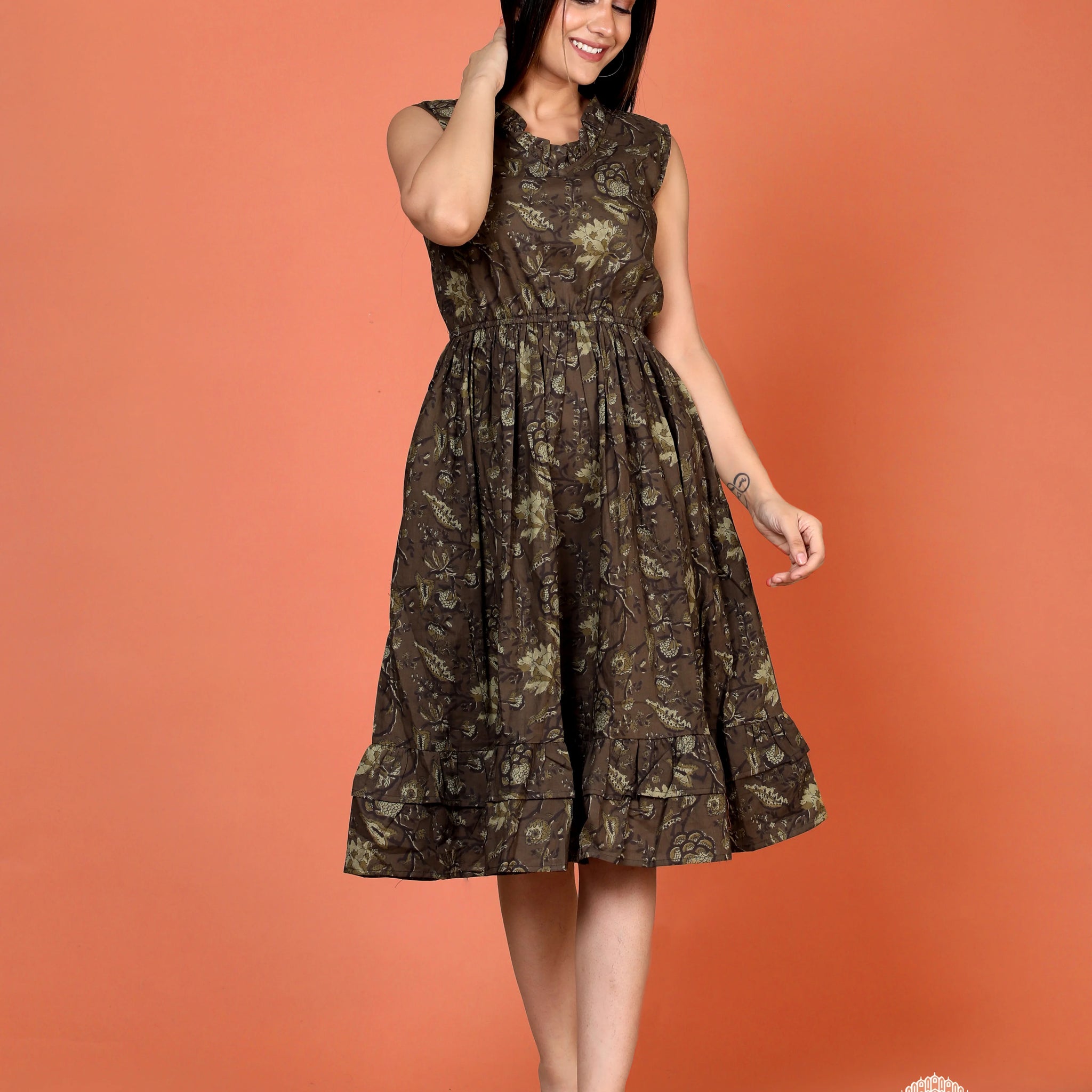 Cocoa Flowers Ruffled Collar Dress